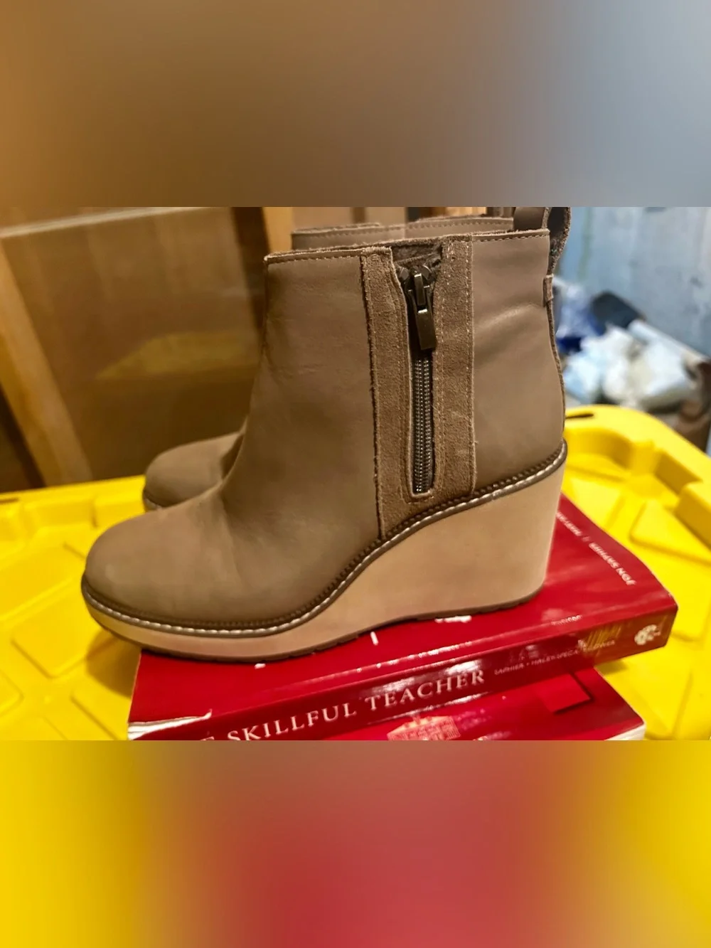 Toms stylish women